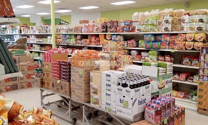 Siêu thị tiện lợi cần tuyển gấp nhân viên bán hàng