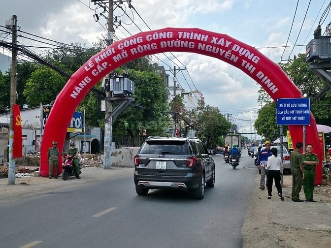 CHDV 4lầu HXH Nguyễn Thị Định ngang 7.5m 310m2 53PN Tmáy TN200tr 39 tỷ
