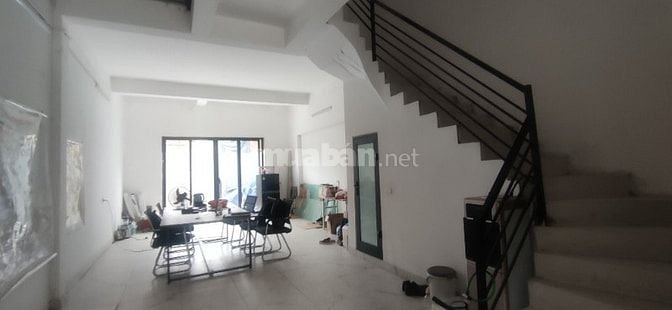Chính chủ cho thuê SHOPHOUSE TO, ĐẸP, MỚI 4 tầng  khu B đô thị Gelexim
