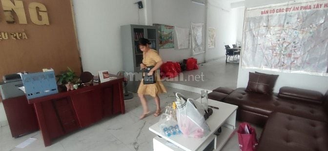 Chính chủ cho thuê SHOPHOUSE TO, ĐẸP, MỚI 4 tầng  khu B đô thị Gelexim