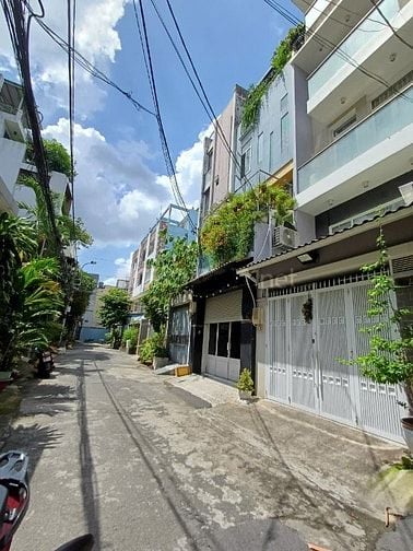 Cho thuê nhà hẻm xe hơi đường Âu Cơ P10 Tân Bình.DT 4,5x15m, 3 lầu