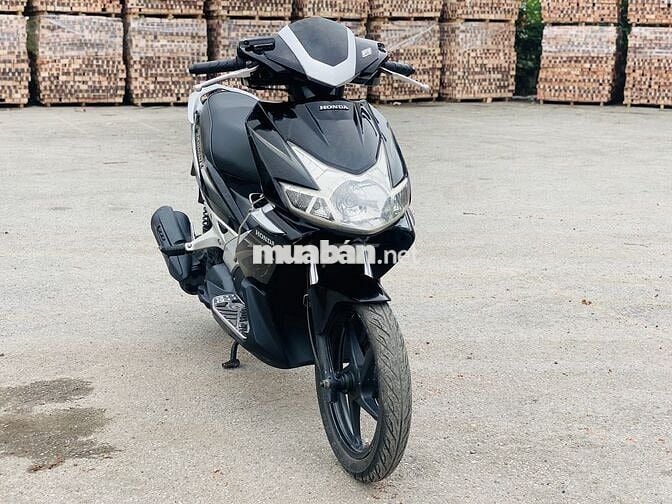 HONDA AIR BLADE FI KIM PHUN 2011 BIỂN HÀ NỘI ĐI