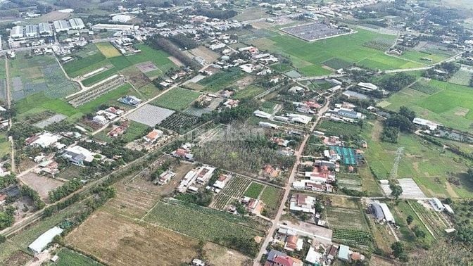 bán đất nên ở Trảng Bàng Tây Ninh, giá 990 triệu, DT 117m2, SHR.