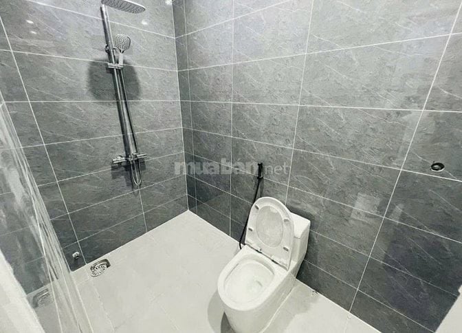 Cho thuê nhà đẹp 1 trệt 2 lầu KDC Bửu Long