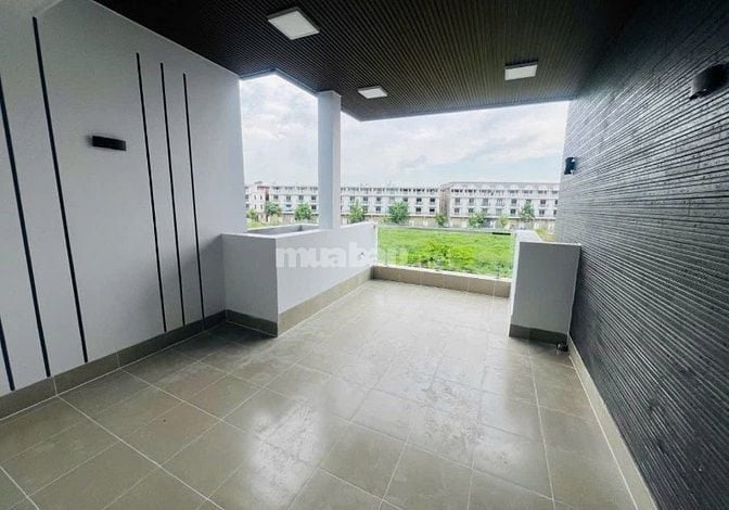 Cho thuê nhà đẹp 1 trệt 2 lầu KDC Bửu Long