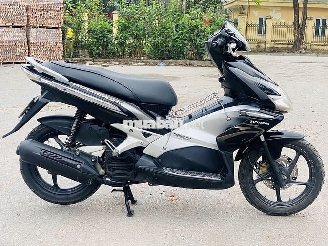 HONDA AIR BLADE FI KIM PHUN 2011 BIỂN HÀ NỘI ĐI