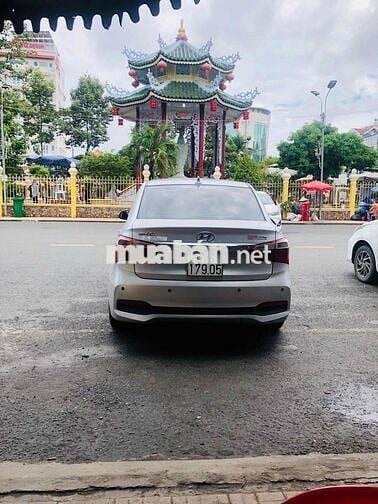 Hyundai Grand i10 2018 Sedan 1.2 Base - 160000 km