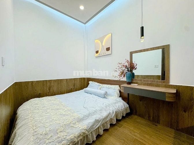 Nhà 50m2 kế Tiểu học Bành Văn Trân đường Chử Đồng Tử, Tân Bình 2ty090