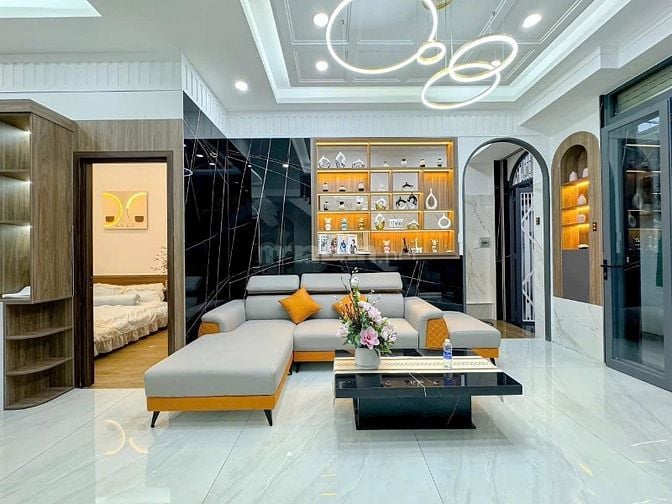 Nhà 50m2 kế Tiểu học Bành Văn Trân đường Chử Đồng Tử, Tân Bình 2ty090