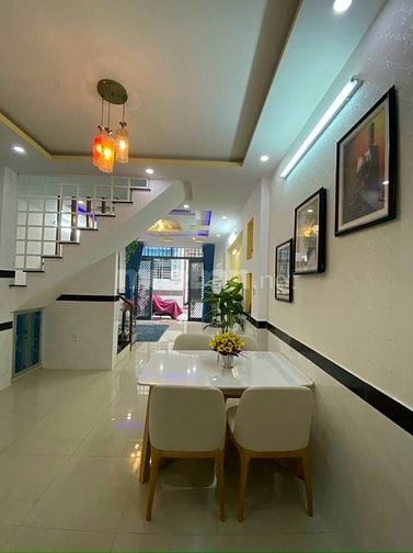 Bán gấp căn Trương Văn Bang, Thạnh Mỹ Lợi, quận 2 giá 2tỷ800tr hẻm xe 