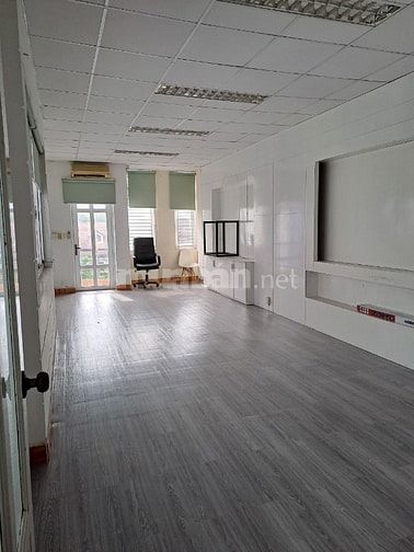 Văn phòng tiện ích Khánh Hội Q4, trục lộ chính giao thoa Q1 và Q7