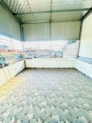 Nhà 5 tầng SDCC mới xây Phố Thanh Lân mặt hồ giá nhỉnh 5 tỷ