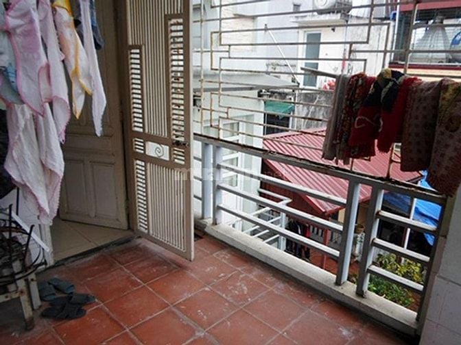 Chính chủ bán Nhà lô góc cực thoáng sáng ngõ nông sát mặt đường