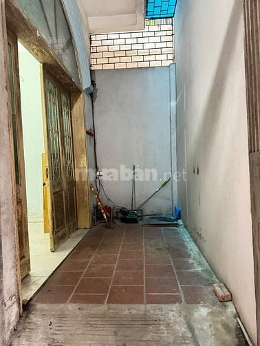 Cho thuê nhà 4 tầng tại số nhà 85 phố Yên Lạc, Vĩnh Tuy,Hai Bà Trưng,H