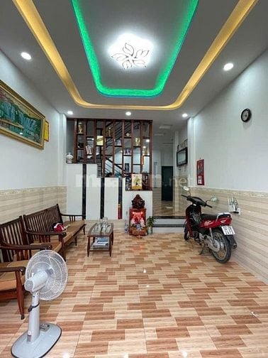 Gần chùa Bửu Quang, DT 4x12,5m. Giá 5,3 tỷ