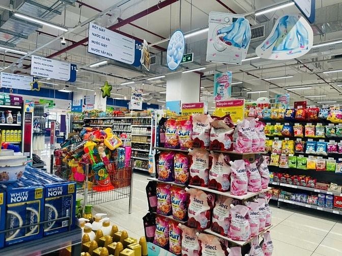 Cần Tuyển Gấp 10 Nhân Viên Bán Hàng ,Tạp Vụ ,Bảo Vệ ,Kho Dịp Hè.