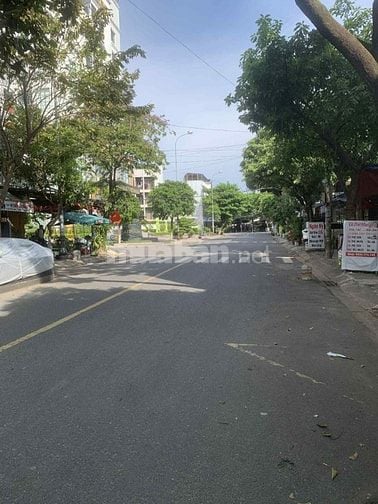 cần bán nhà 3 tầng _ mặt tiền đường 10m5 _. Trần Phước Thành ..