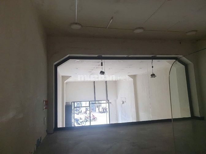 Cho thuê nhà mặt tiền kinh doanh đường Nguyễn Trãi, Phường 3, Quận 5