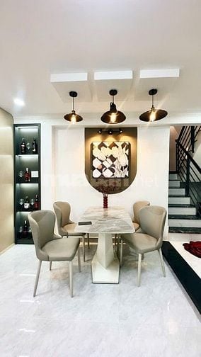Bán nhà cận HXH quay đầu 247/73A Hoàng Hoa Thám, P5, Phú Nhuận