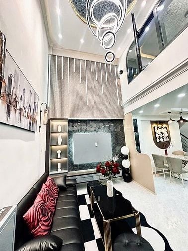 Bán nhà cận HXH quay đầu 247/73A Hoàng Hoa Thám, P5, Phú Nhuận