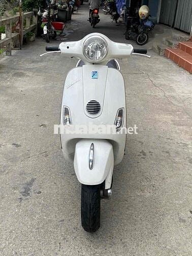 vespa lx ie xăng điên tử