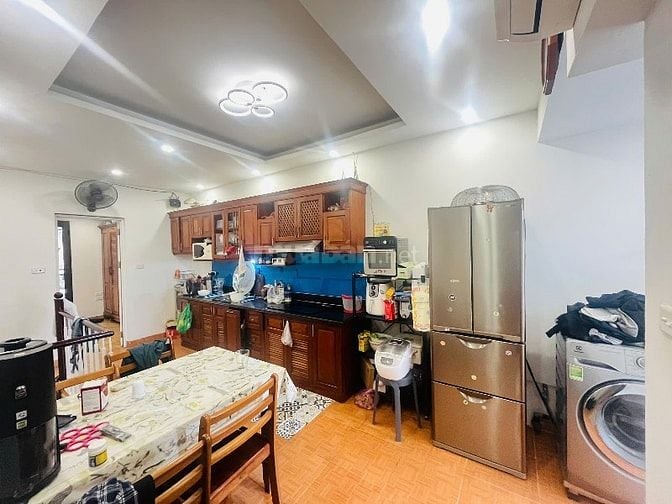 CẦN BÁN TẬP THỂ 2 TẦNG 4-5, KIÊN CỐ