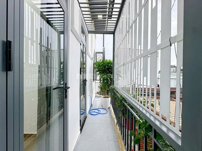 Bán Nhà Đẹp Full Nội Thất ,2 Lầu 4Pn ,Đ.Trần Xuân Soạn ,Quận 7,