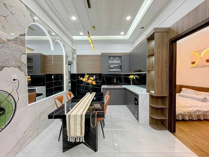 Bán Nhà Đẹp Full Nội Thất ,2 Lầu 4Pn ,Đ.Trần Xuân Soạn ,Quận 7,