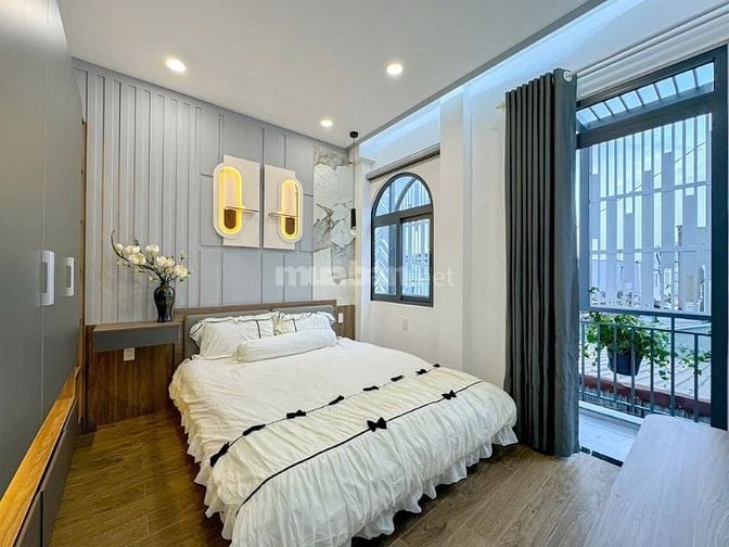 Bán Nhà Đẹp Full Nội Thất ,2 Lầu 4Pn ,Đ.Trần Xuân Soạn ,Quận 7,