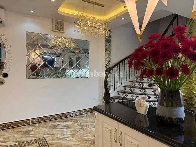 PHÂN LÔ- LIỄU GIAI- VẠN PHÚC- BA ĐÌNH- Ô TÔ ĐỖ CỬA, 4T, 65M VUÔNG 16Ỷ