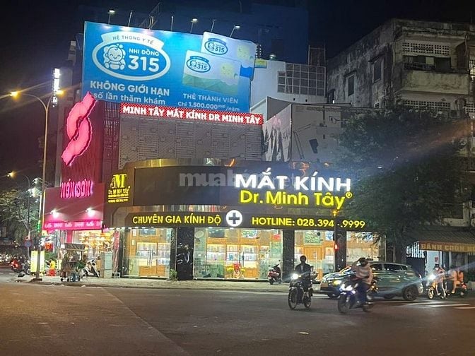 Cho thuê nhà GÓC 2MT số 440 Nguyễn Trãi, Phường 8, Quận 5