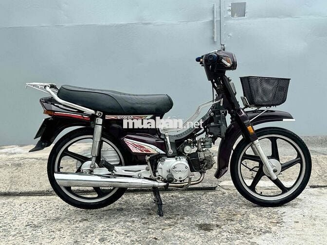 Dream TQ- Bstp xe cứng khừ