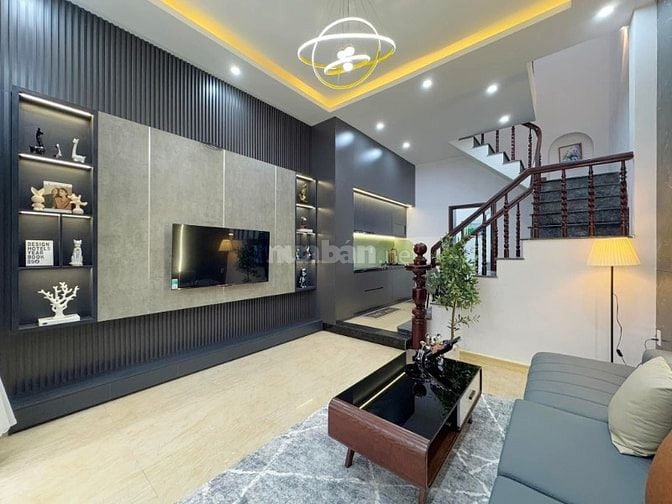 Bán nhà 2 tầng 46,3m2 / 3,18 tỷ đường Lâm Văn Bền, Tân Kiểng, Quận 7