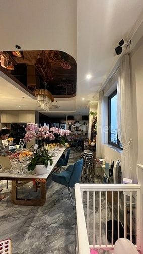 Giảm giá bán gấp Tòa nhà Lê Quang Định Phạm Văn Đồng
