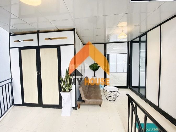 Tòa văn phòng Q2 style không gian mở hiện đại mới xây đẹp đỉnh cao giá