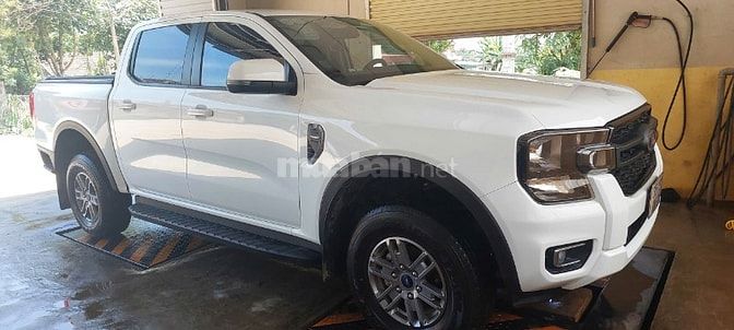 Cần bán gấp xe bán tải Ford Ranger xls bản 2022