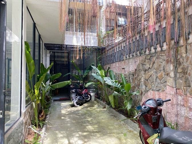 BÁN NHÀ SIÊU RỘNG, NGANG 7.5m, CÔNG NHẬN 135m2, HXH SƯ VẠN HẠNH Q10