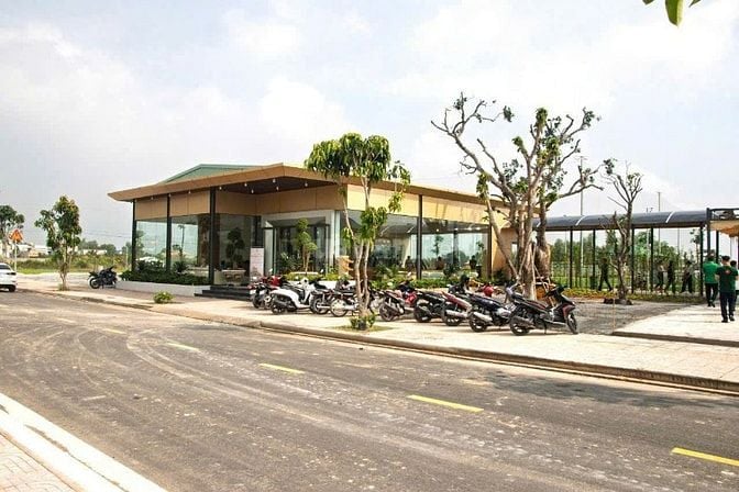 Cần Bán Lô Đất Nền Trung Tâm Thị Trấn Đúc Hòa, Long An - Diện Tích 5x1