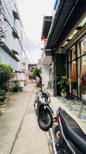 Bán Nhà Gò Vấp Phường 8 4tầng sân thượng Quang Trung. - Dt 4 x 8.1M 