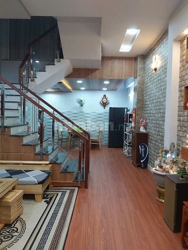 Bán nhà 4 tầng kiệt ô tô đường Tiểu La 