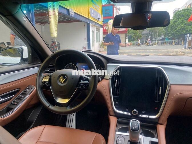 Vinfast LuxA2.0  Premium 2021
