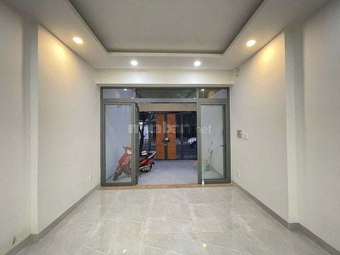 Nhà mới xây 100% mặt tiền đường D5, Phường 25, Quận Bình Thạnh