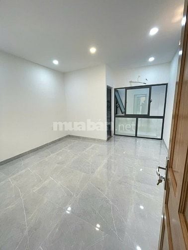 Nhà mới xây 100% mặt tiền đường D5, Phường 25, Quận Bình Thạnh