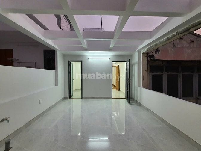 Nhà mới xây 100% mặt tiền đường D5, Phường 25, Quận Bình Thạnh