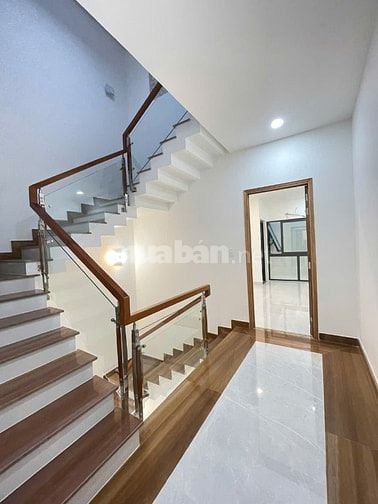 Nhà mới xây 100% mặt tiền đường D5, Phường 25, Quận Bình Thạnh