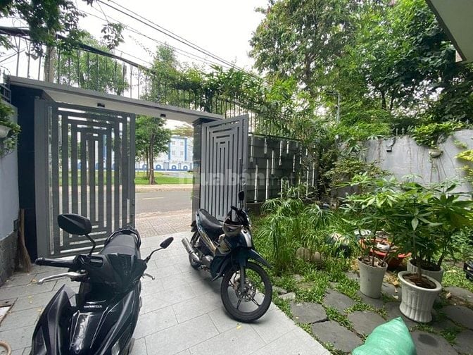 Cho thuê nhà khu Tên Lửa, MT đường Số 5, DT 8 x 20m, 3 tấm, 39 triệu