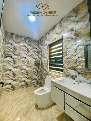 Cho THUÊ nhà đẹp nguyên căn đẹp 1T3L góc 2 mặt tiền trung tâm Biên Hòa