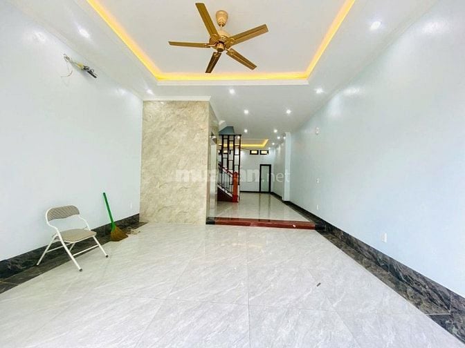 Bán nhà phân lô ô tô, kính doanh, ngõ 89 Thịnh Liệt, 75m2, 4T, MT 5m.
