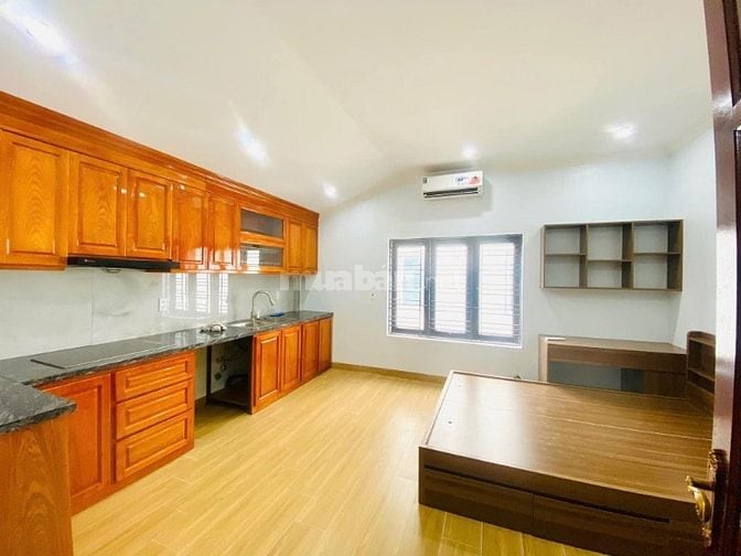 Bán nhà phân lô ô tô, kính doanh, ngõ 89 Thịnh Liệt, 75m2, 4T, MT 5m.