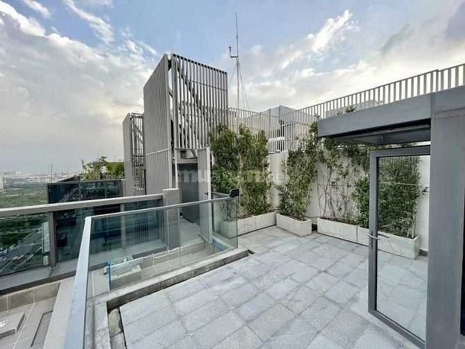 BÁN CĂN PENHOUSE SIÊU ĐẲNG CẤP, TẦNG CAO, HỒ BƠI RIÊNG BIỆT